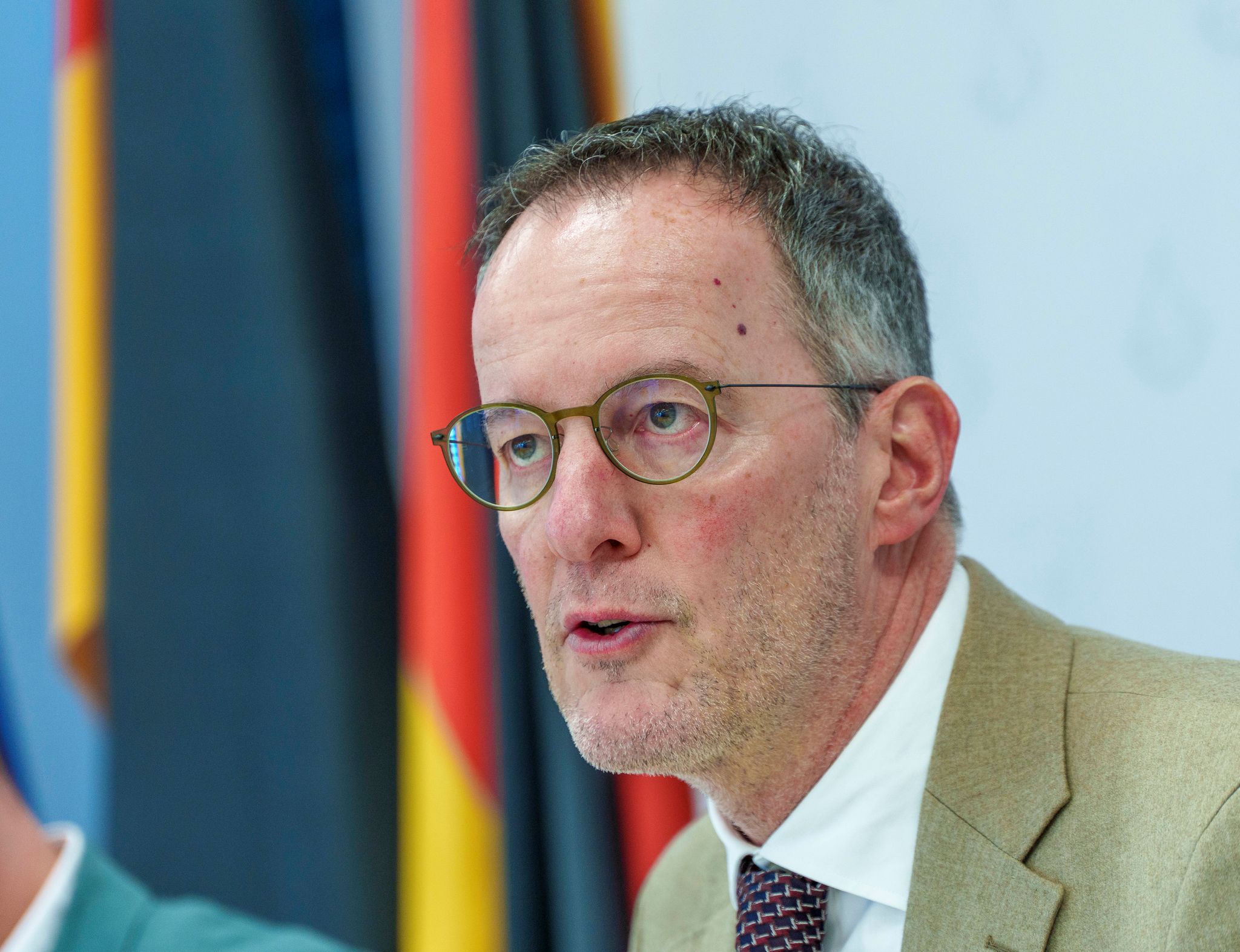 Innenminister Ebling zieht eine positive Zwischenbilanz rund ein Jahr nach dem Start des Landesamtes für Brand- und Bevölkerungsschutz. (Archivbild)