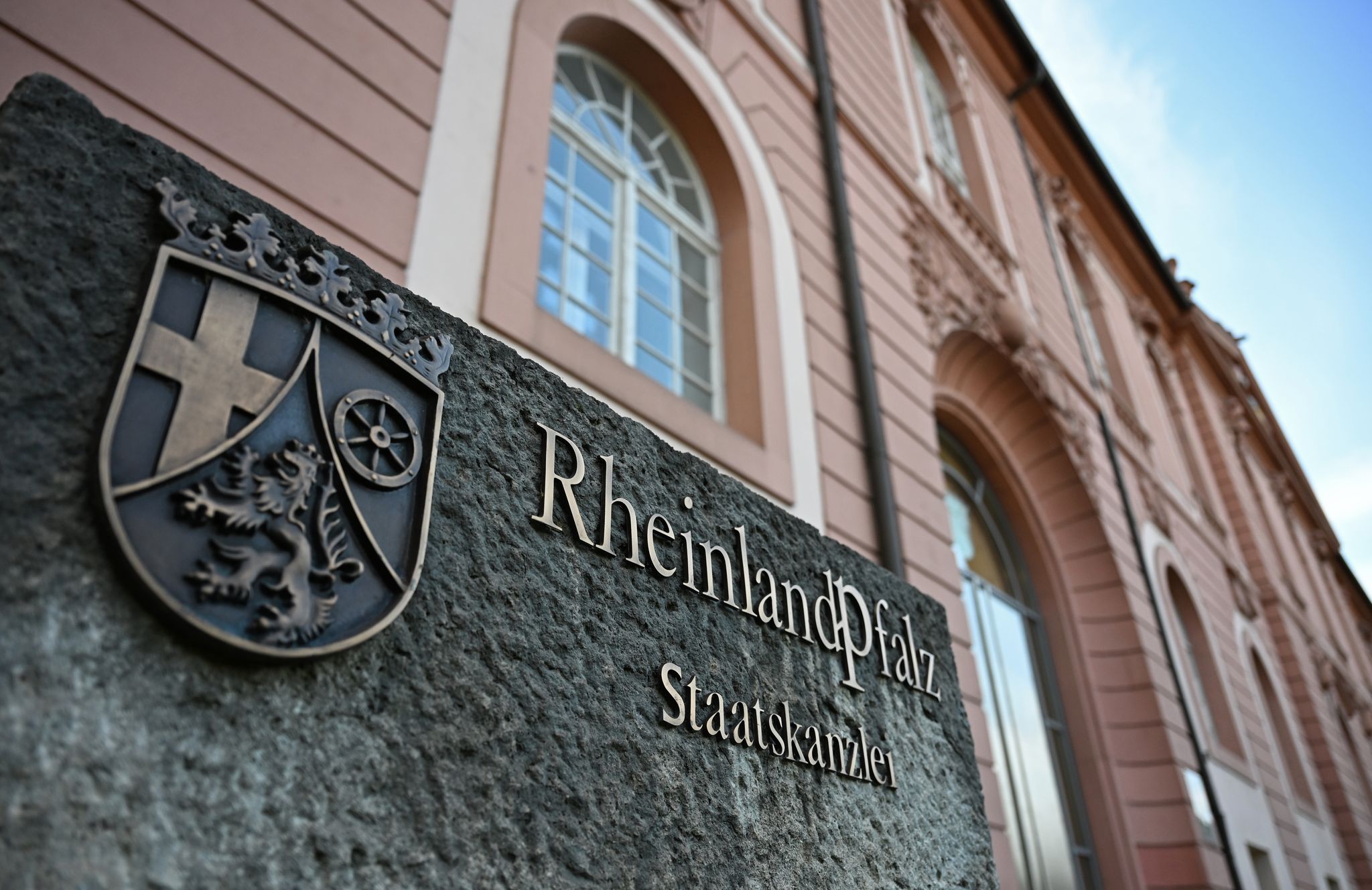 Vor der ersten Sitzung des neuen Landtags gilt es, einen Koalitionspartner zu finden. (Archivbild)