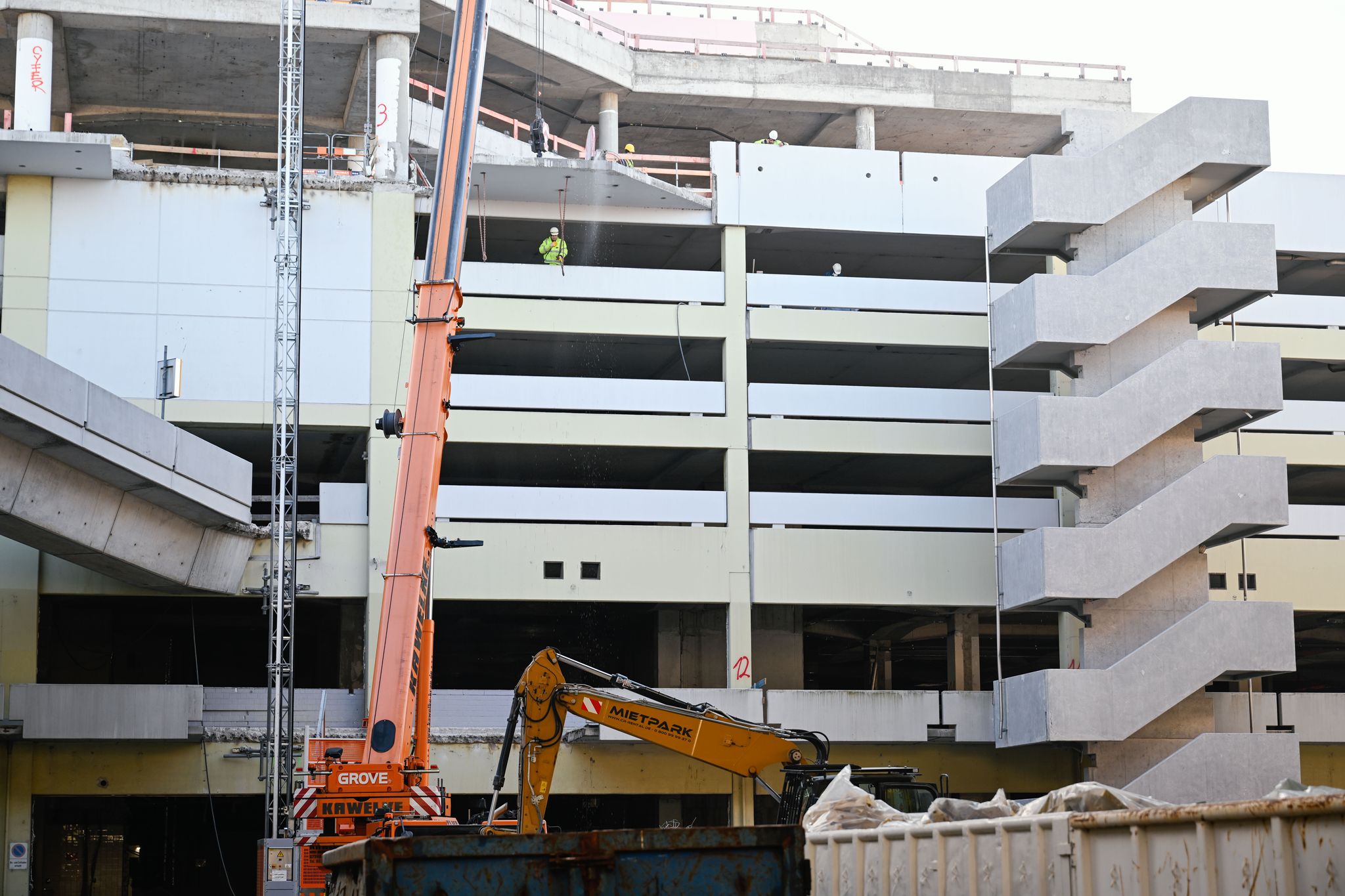 Das ehemalige Rathaus-Center wird voraussichtlich im Juli vollständig abgerissen sein. (Archivbild)