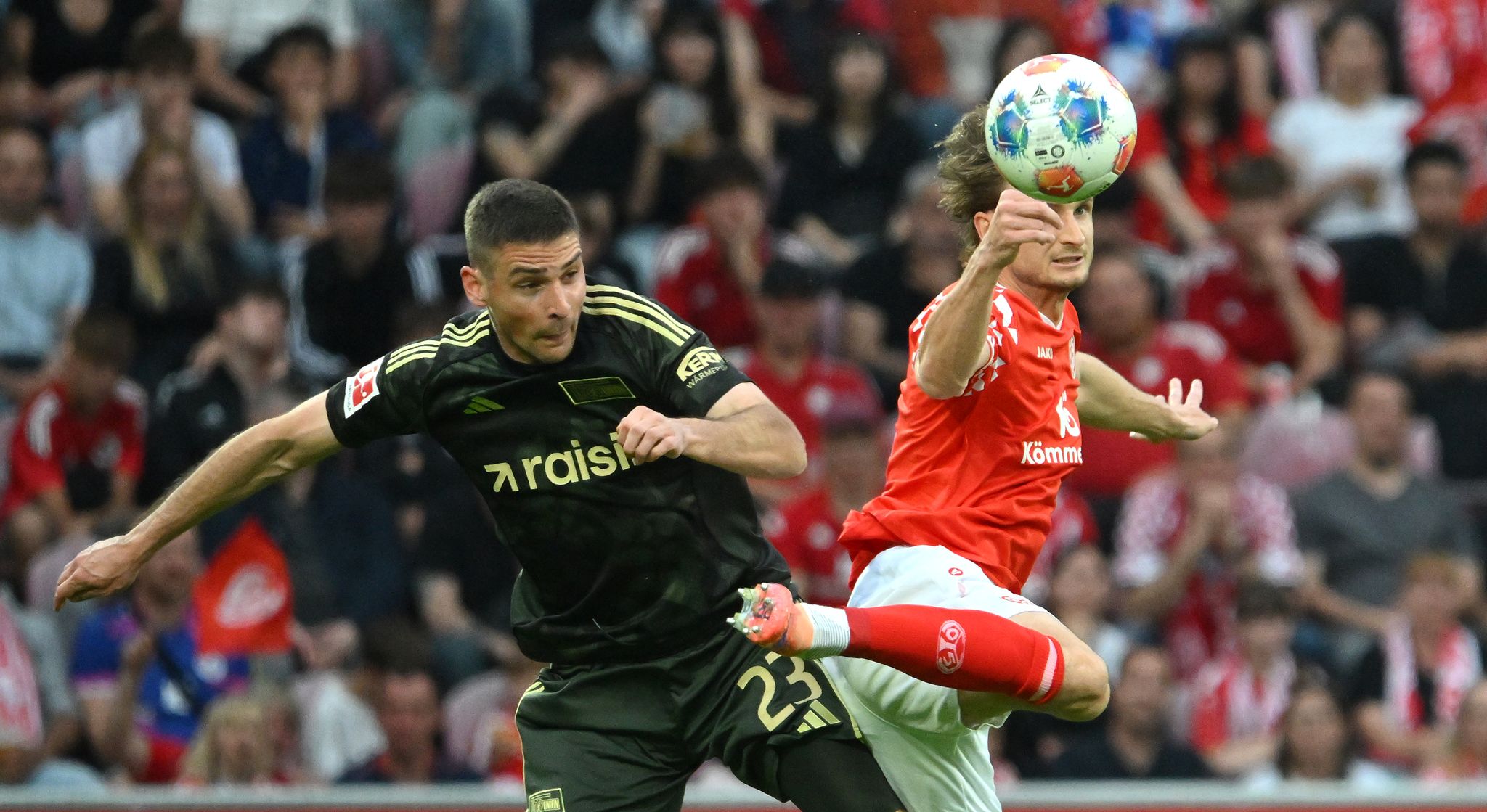 Andrej Ilić (l) brachte die Gäste in Führung.