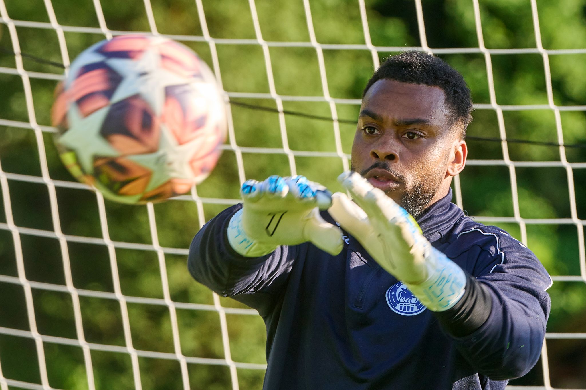 Für den FC Cosmos Koblenz spielt Josué Duverger normalerweise vor wenigen Zuschauern.