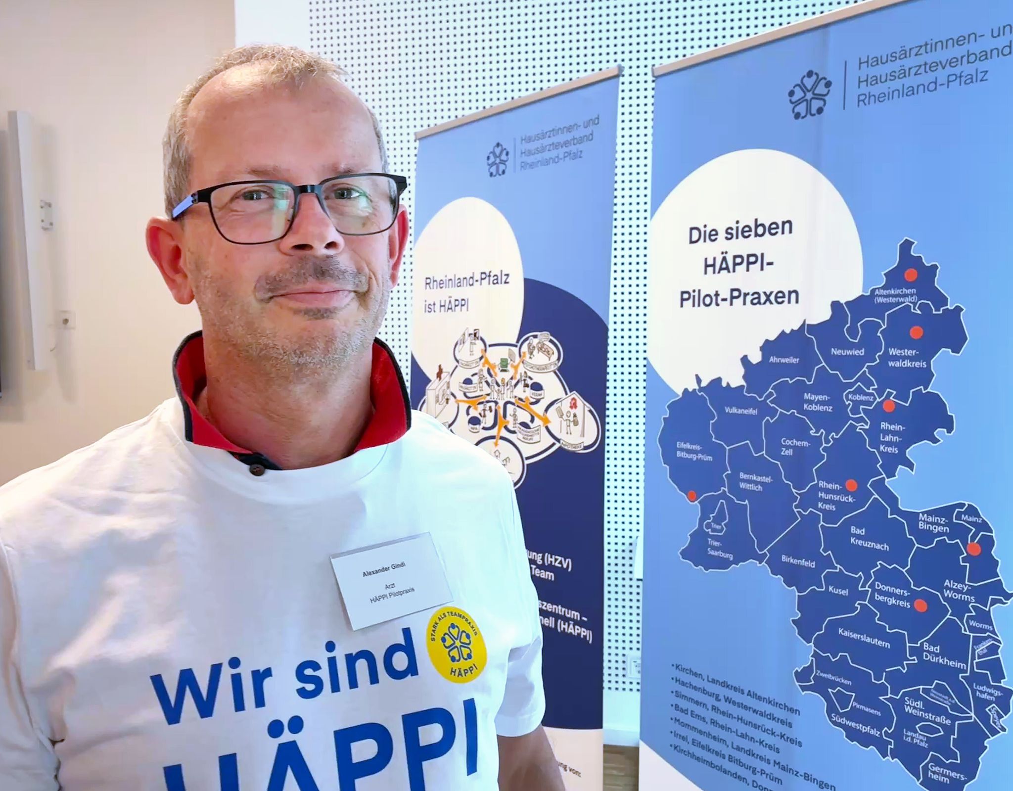 Arzt Alexander Gindi fühlt sich durch das «Häppi»-Konzept entlastet. 