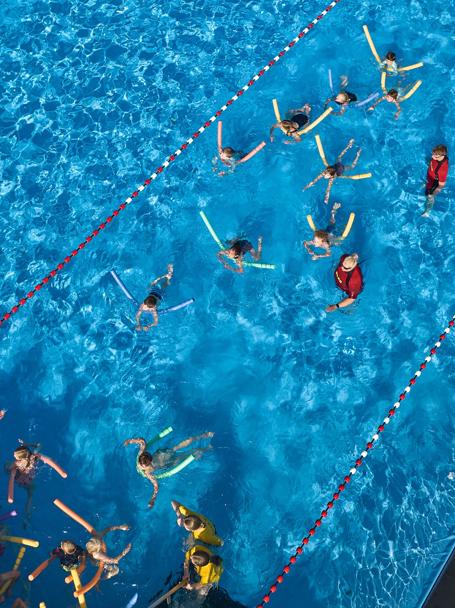 Das 25 mal 10 Meter große Lehr- und Sportschwimmbecken kann bis Mitte September genutzt werden.