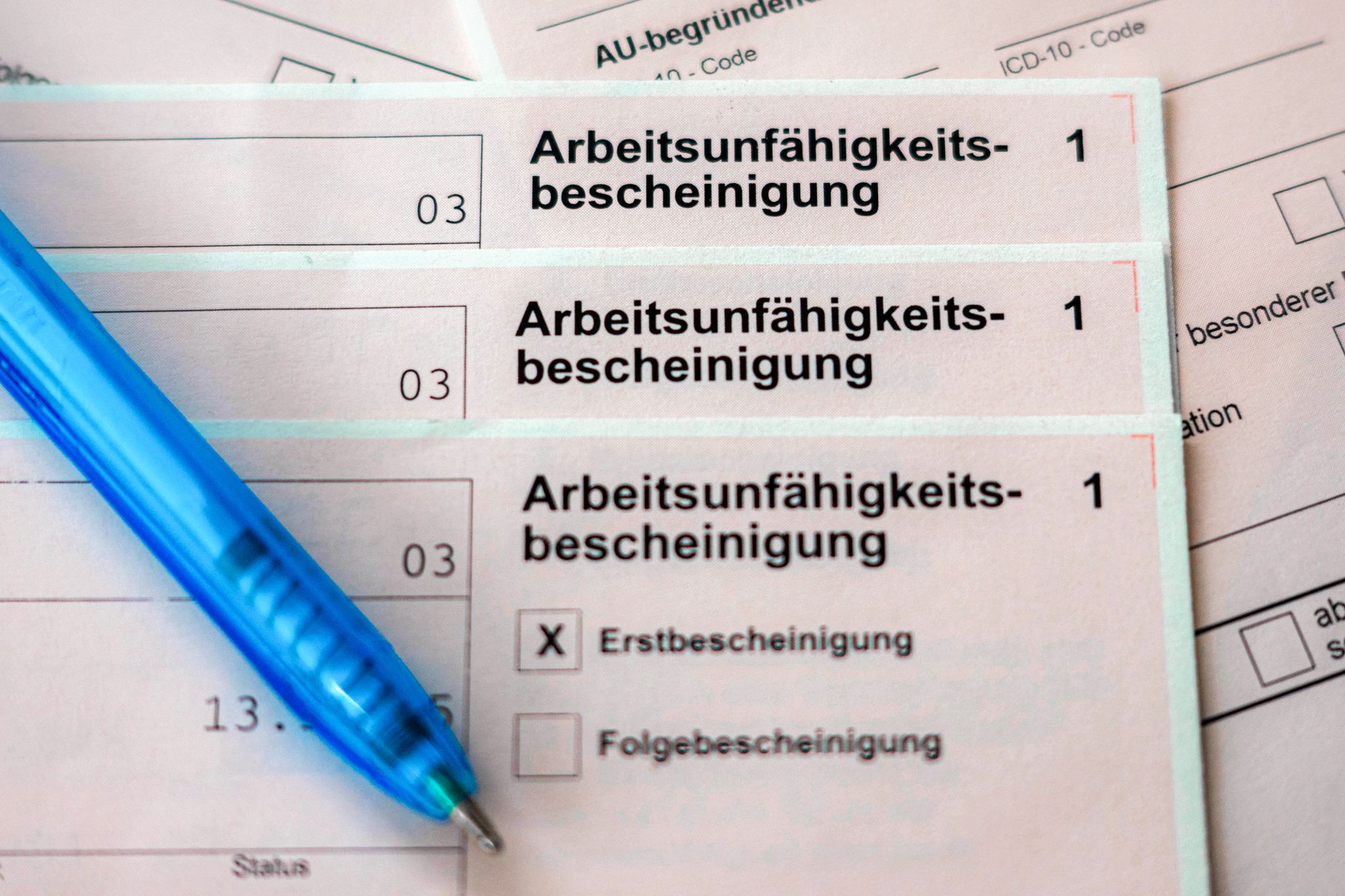 Die Zahl der hitzebedingten Krankschreibungen hat im Juni. zugenommen (Symbolbild)