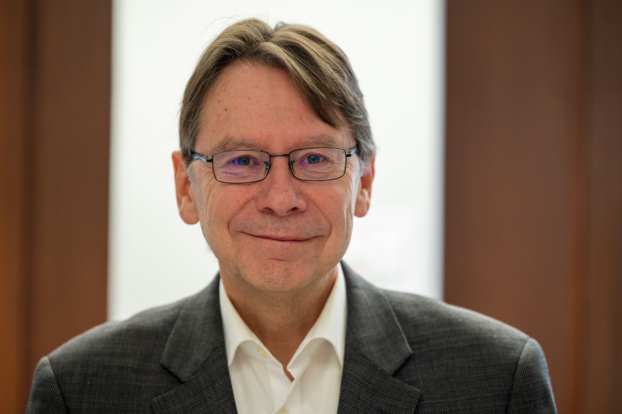 Der «symbolische Akt der Entschuldigung» solle neues Vertrauen schaffen, sagt der Trierer Politikwissenschaftler Uwe Jun. (Archivbild)