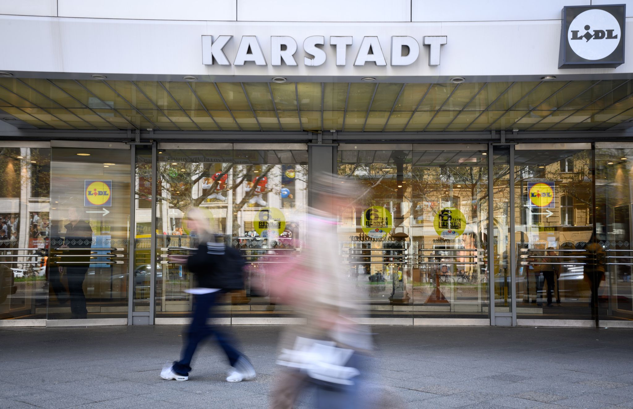 Auch für die Filiale am Berliner Kurfürstendamm sollen nun die Mietkonditionen nachverhandelt werden.