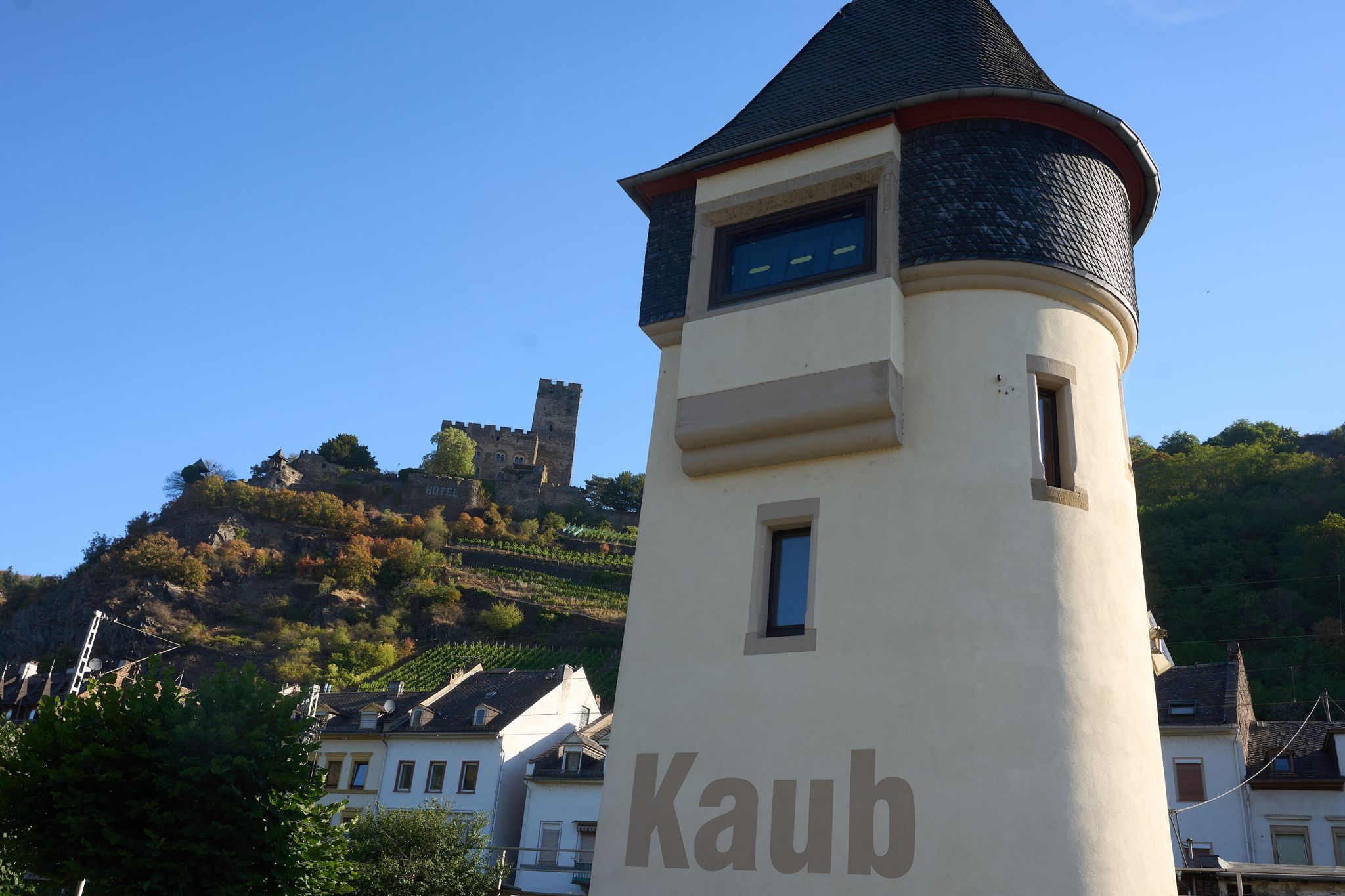 Zu niedrige Wasserstände: Der Pegel Kaub am Rhein zeigt keine Werte mehr an. (Archivbild)