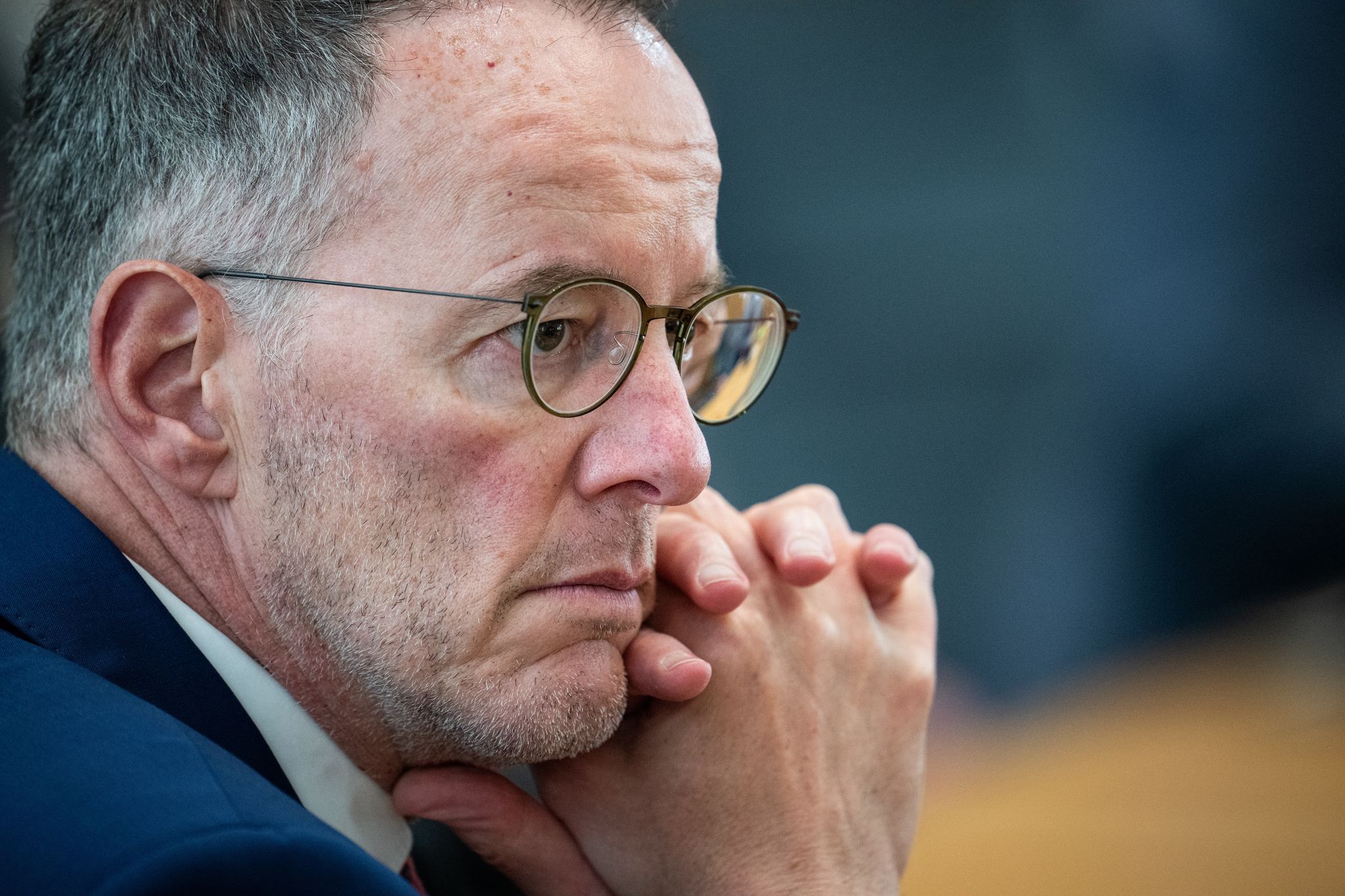Wirtschaftsminister Michael Ebling (SPD) drängt auf die weitere Ertüchtigung der Stromnetze. (Archivbild)