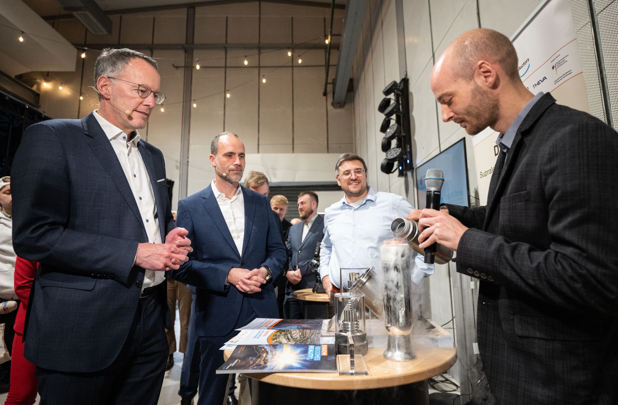 Eine ganze Reihe an Firmen und Institutionen präsentierten sich bei der Auftaktveranstaltung der Hightech-Agenda. 