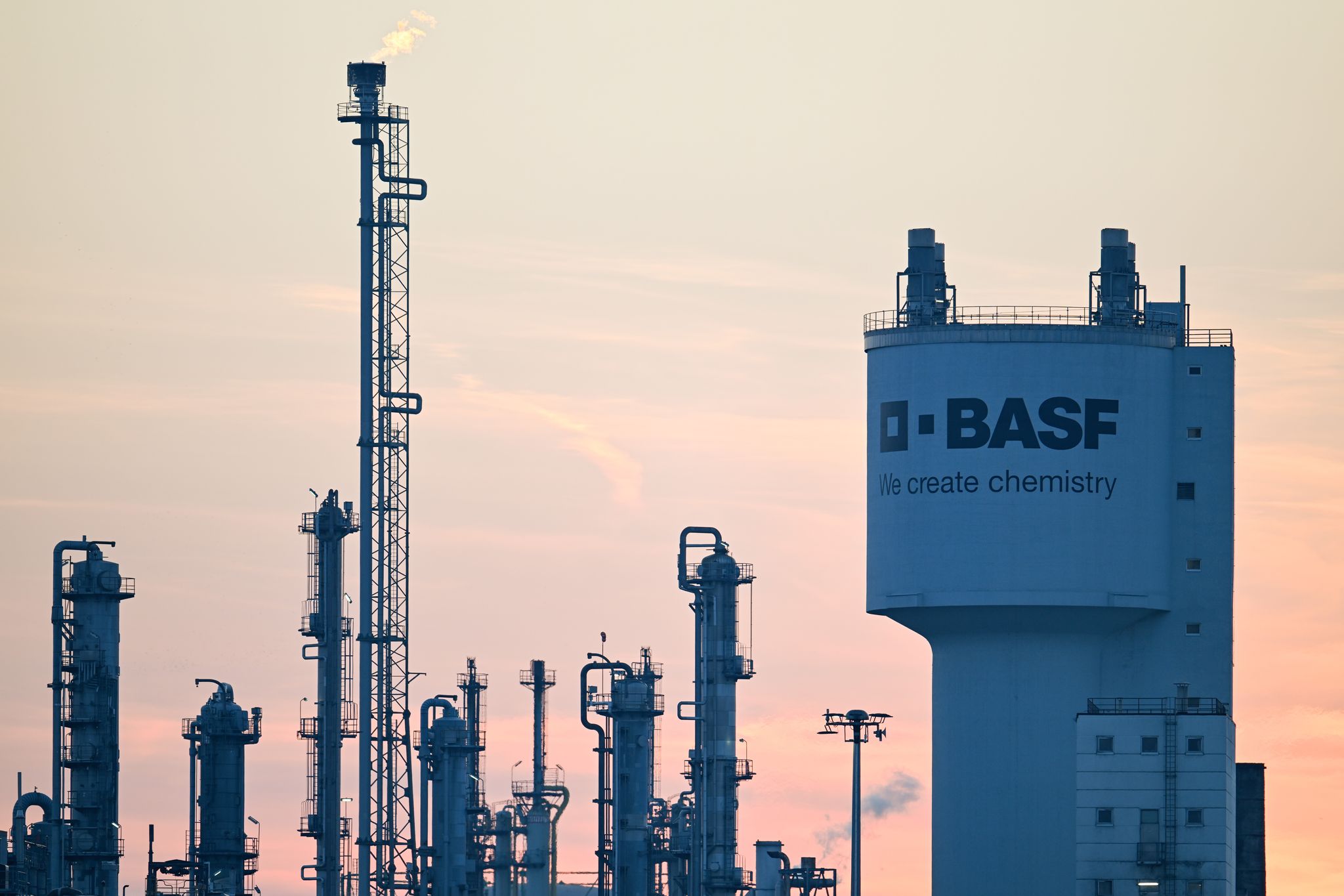 Der Chemiekonzern BASF hat ein gutes Quartal hinter sich