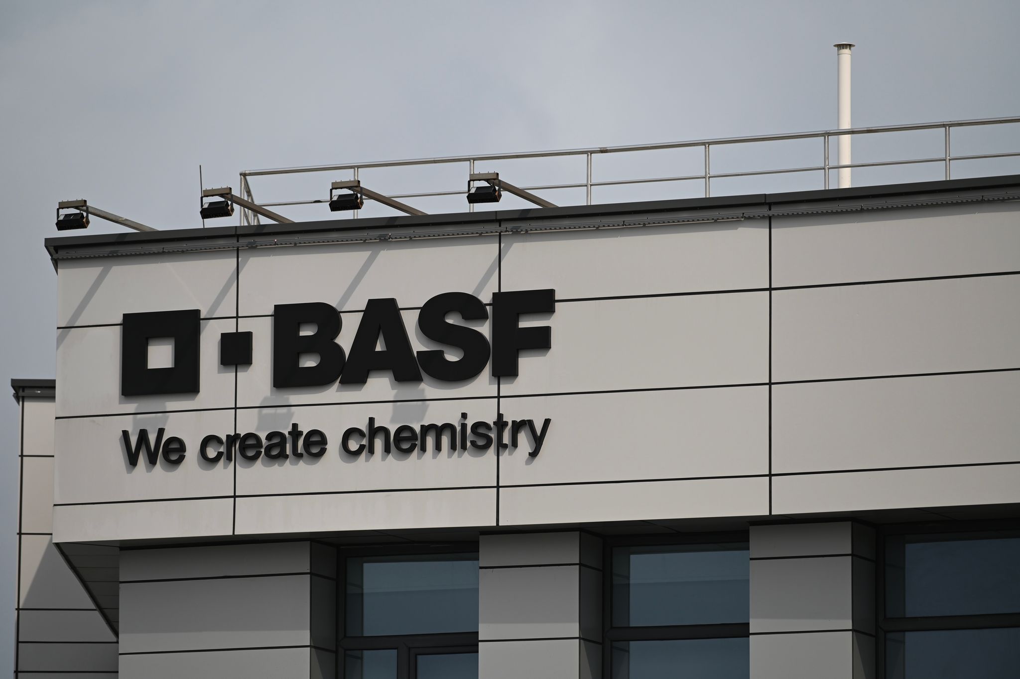 BASF legt im dritten Quartal bei Umsatz und Ergebnis zu. (Archivbild)