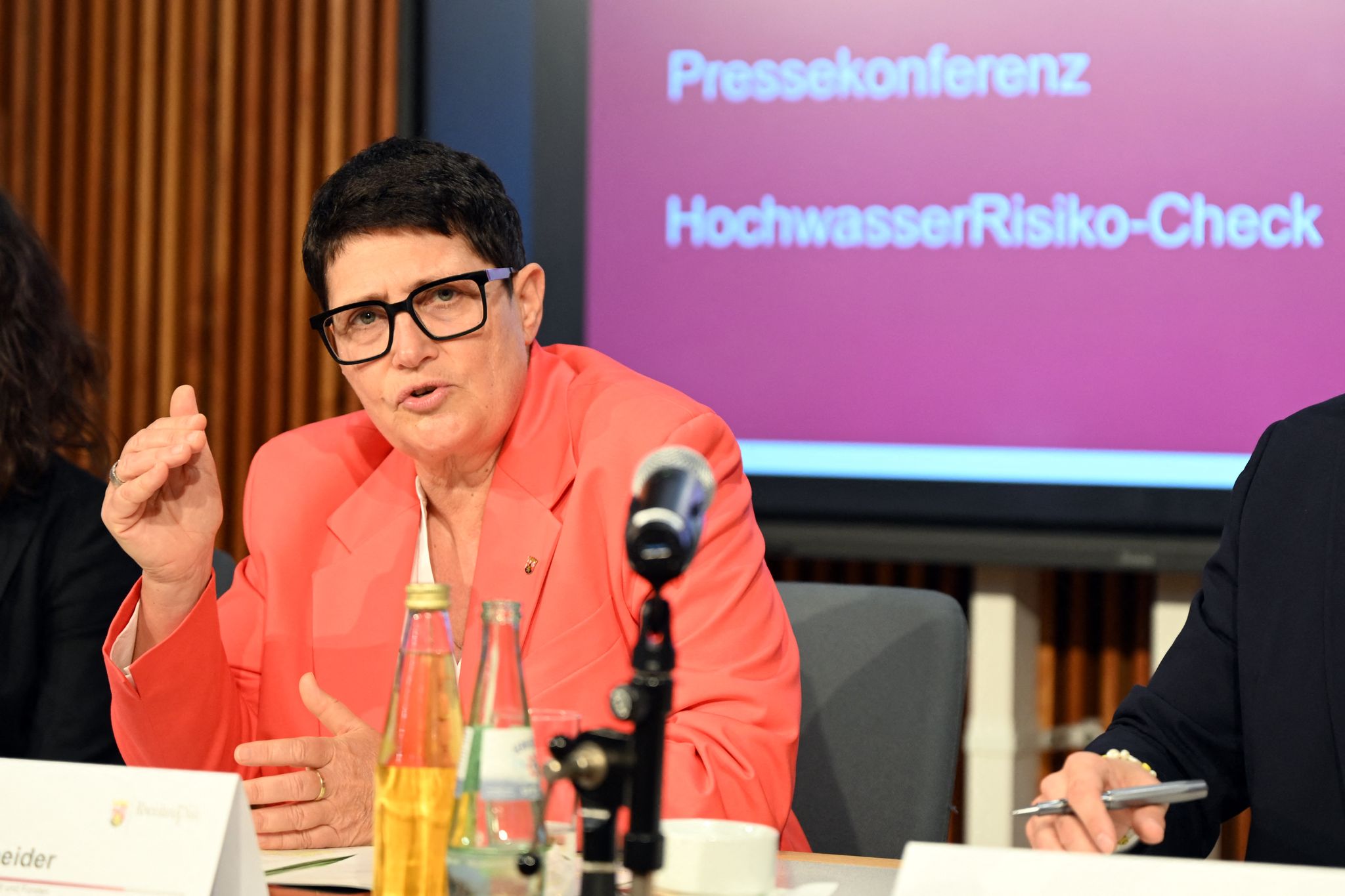 Die Umweltministerin hat heute ein neues Konzept zum Hochwasserschutz vorgestellt. 